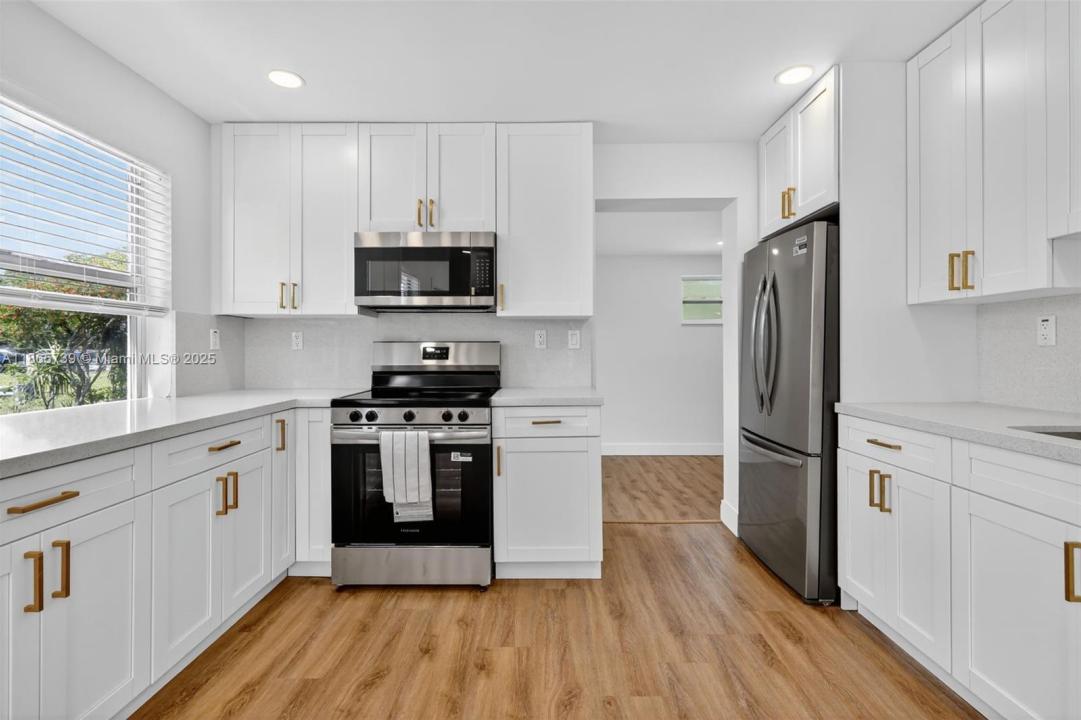 3239 Meadow Rd, Palm Springs, فلوريدا 33406, الولايات المتحدة