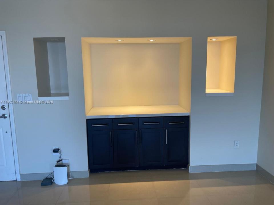 10350 W Bay Harbor Dr 9H, Bay Harbor Islands, Florida 33154, HOA KỲ