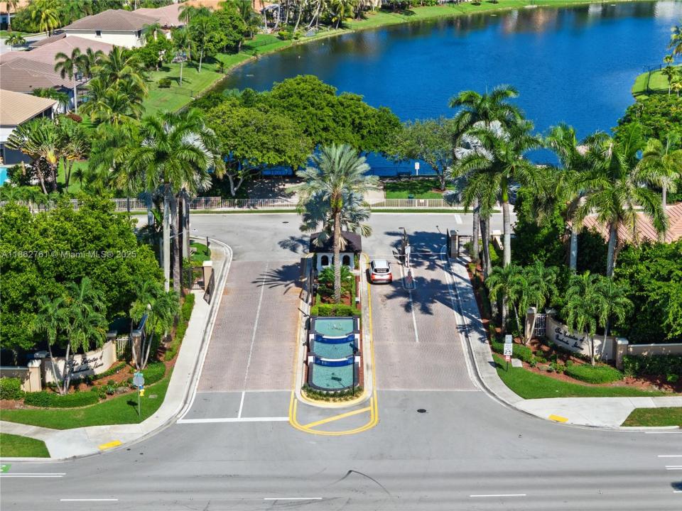 1046 SW 159th Way, Pembroke Pines, Florida 33027, Estados Unidos