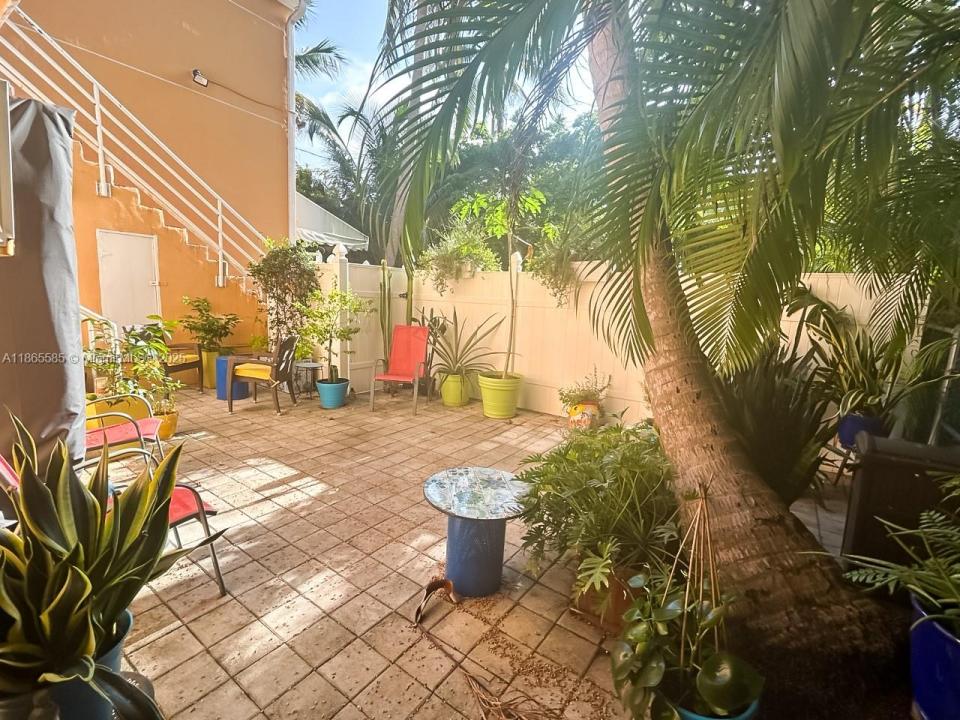 8200 Harding Ave 2, Miami Beach, フロリダ 33141, アメリカ合衆国