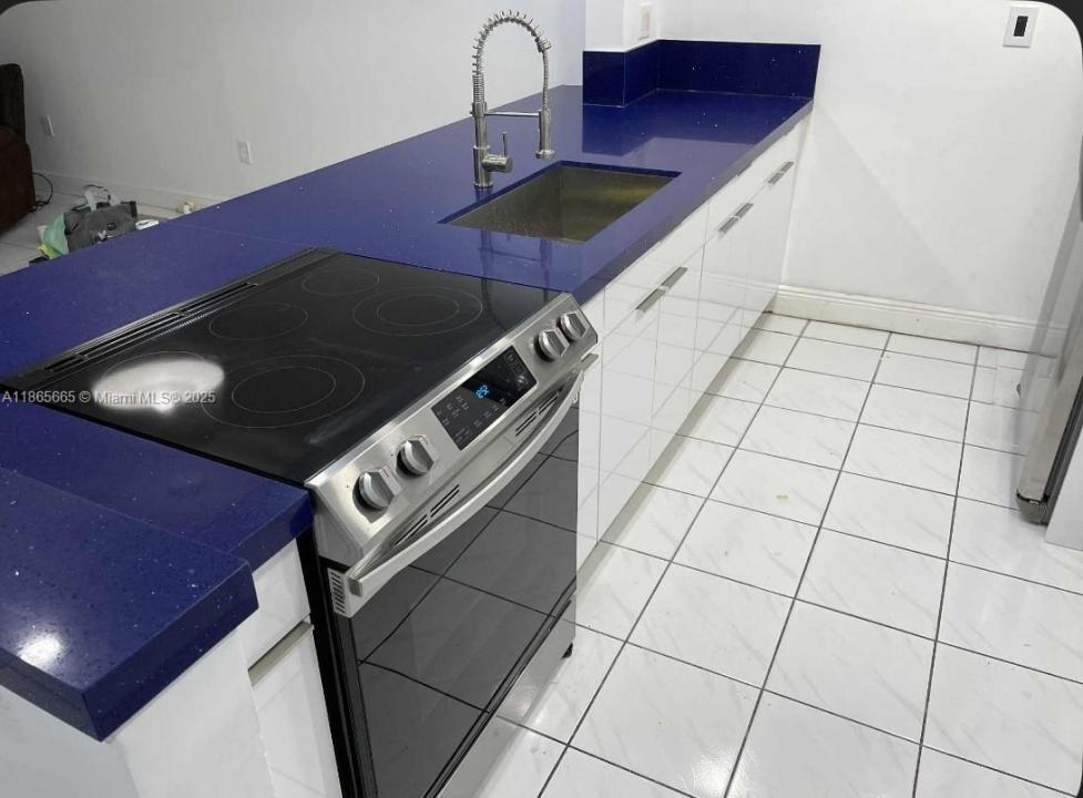 8415 SW 107th Ave 176W, Miami, Флорида 33173, Соединенные Штаты