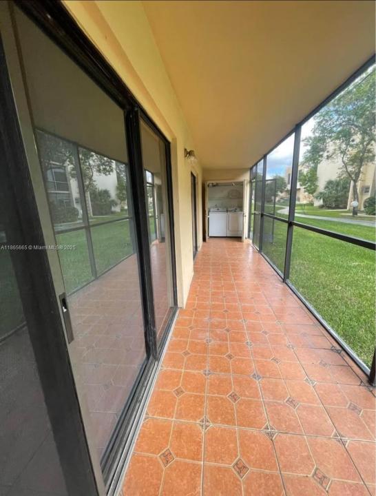 8415 SW 107th Ave 176W, Miami, Флорида 33173, Соединенные Штаты