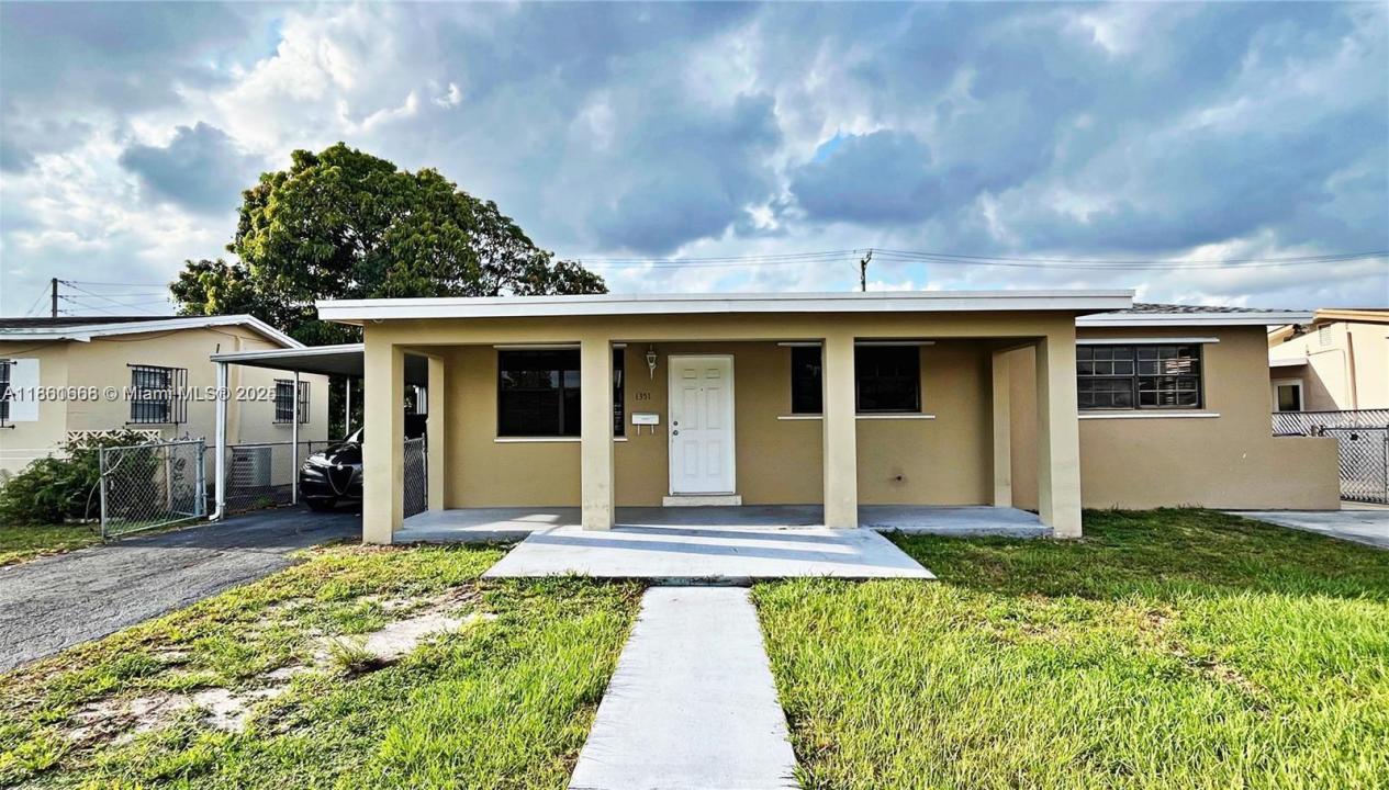 1351 W 34th St, Hialeah, فلوريدا 33012, الولايات المتحدة