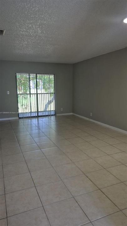 1170 NW 80th Ave 207, Margate, Florida 33063, Stati Uniti