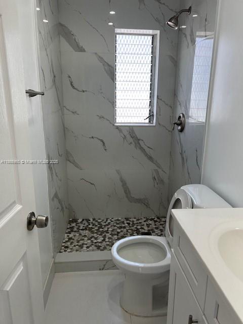 922 NW 2nd St 4, Miami, Florida 33128, HOA KỲ