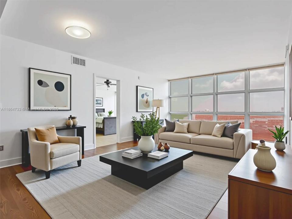 50 Biscayne Blvd 4008, Miami, Florida 33132, USA