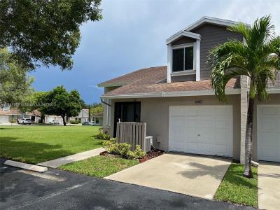 640 Woodgate Ln A, Sunrise, Florida 33326, USA
