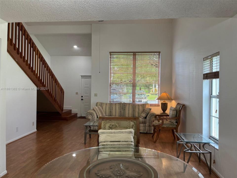 640 Woodgate Ln A, Sunrise, Флорида 33326, Соединенные Штаты