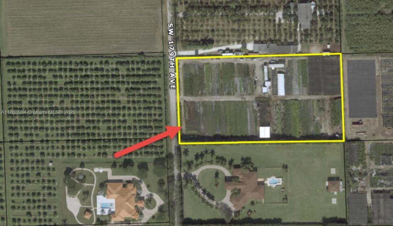 14880 SW 179 AVE, Miami, Floryda 33196, USA