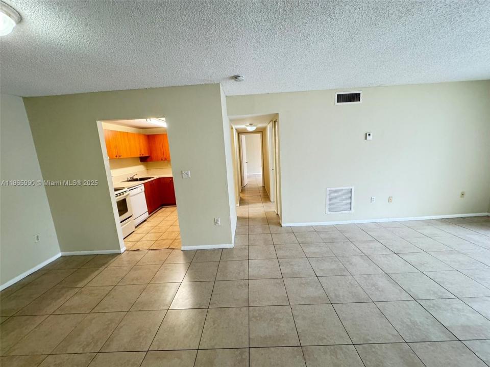 415 Executive Center Dr 203, West Palm Beach, فلوريدا 33401, الولايات المتحدة