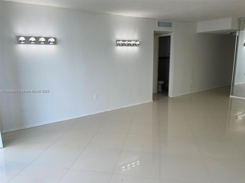 5838 Collins Ave 3D, Miami Beach, Florida 33140, Estados Unidos