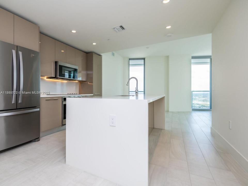 2000 Metropica Way 2509, Sunrise, Florida 33323