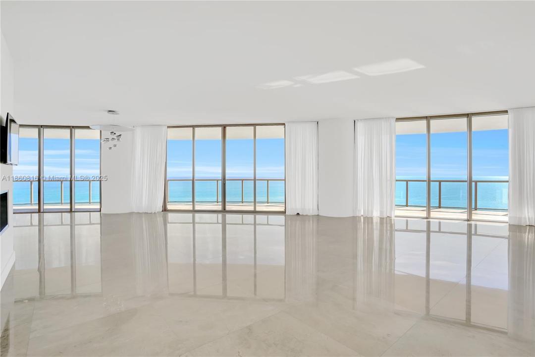 9703 Collins Ave 2500, Bal Harbour, Floryda 33154, USA