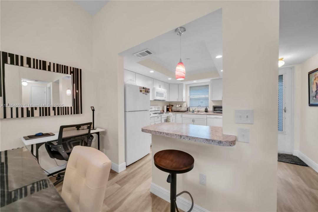 4613 SE 5TH AVE B210, Cape Coral, Florida 33904, HOA KỲ