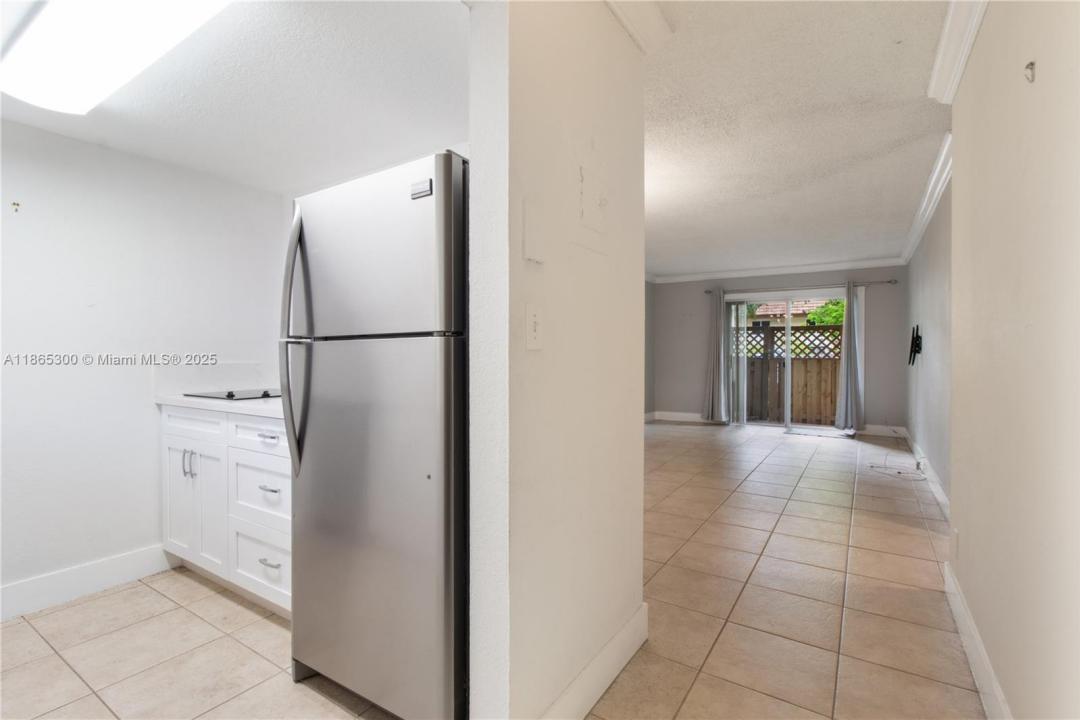 8600 SW 109th Ave 4-107, Miami, Florida 33173, Stati Uniti