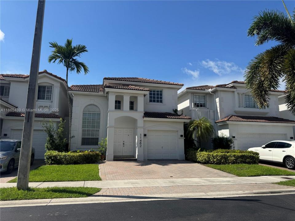 11482 NW 69th Ter, Doral, Florida 33178