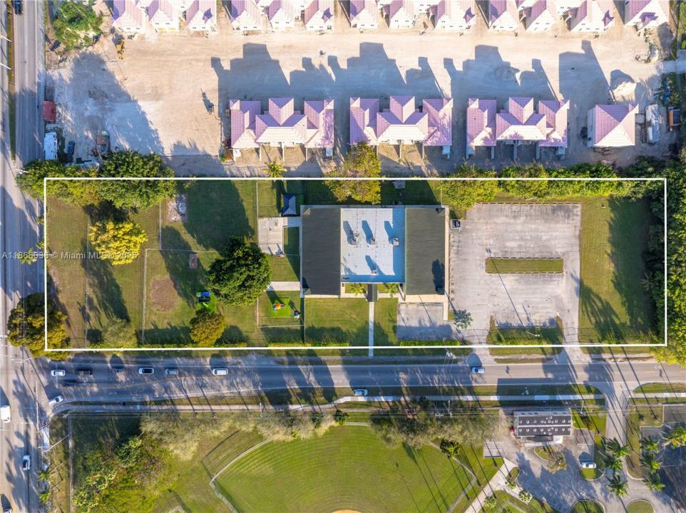 1200 NE 8th St, Homestead, Florida 33033