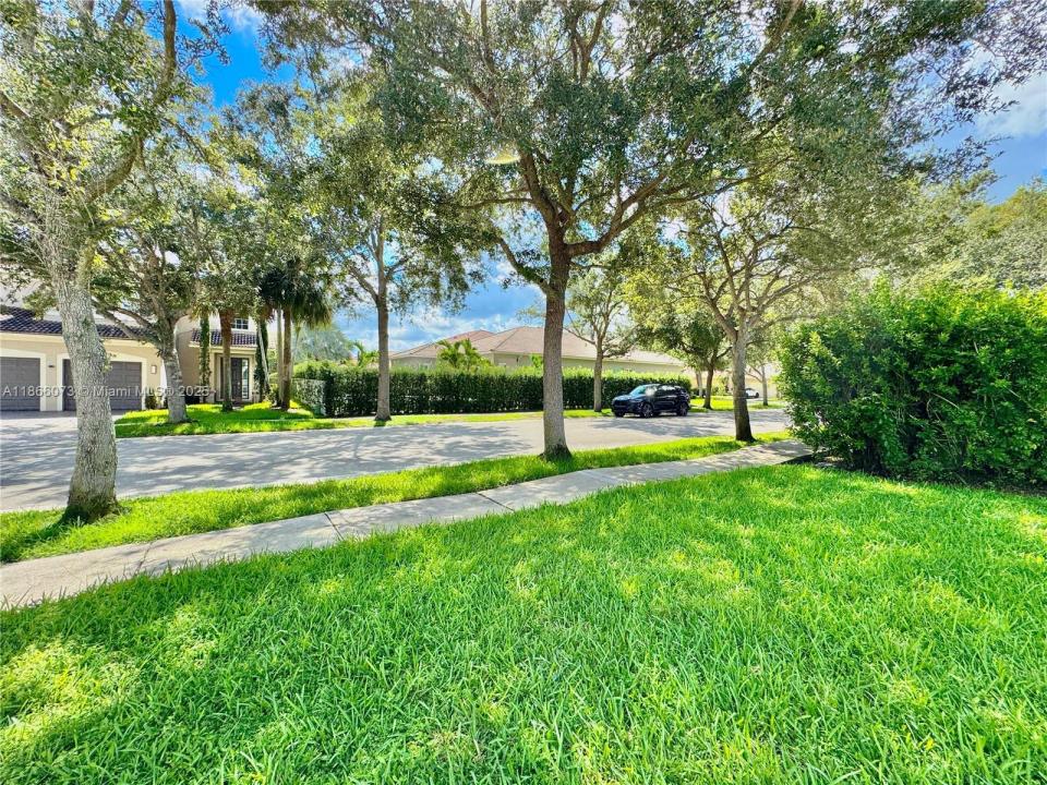 4451 Laurel Pl 4451, Weston, Florida 33332, Estados Unidos