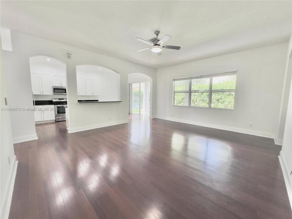 4451 Laurel Pl 4451, Weston, Florida 33332, Estados Unidos