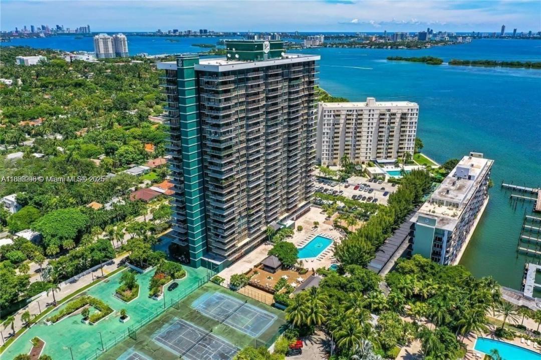 780 NE 69th St 1407, Miami, 佛罗里达州 33138, 美国