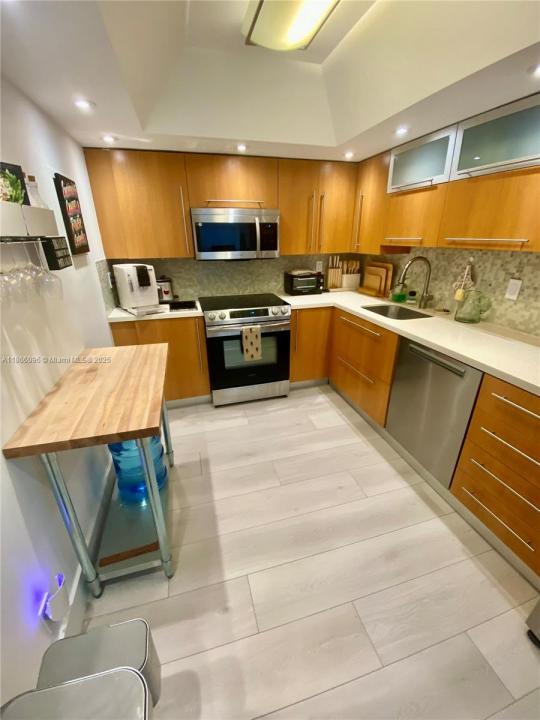 780 NE 69th St 1407, Miami, 佛罗里达州 33138, 美国