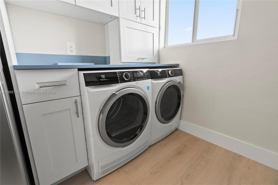 1101 NE 80th St 103, Miami, فلوريدا 33138, الولايات المتحدة