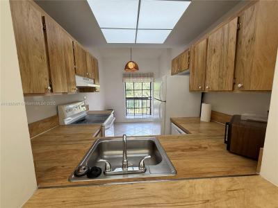 1953 SW 15th St 78, Deerfield Beach, Florida 33442, USA