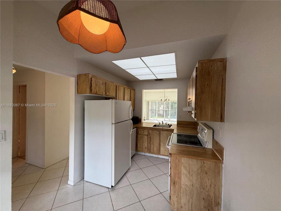 1953 SW 15th St 78, Deerfield Beach, Floryda 33442, USA