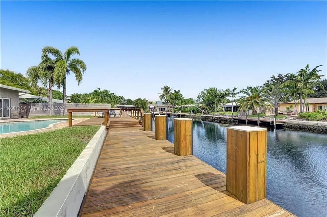 2306 NE 15th Ave, Wilton Manors, Flórida 33305, Estados Unidos