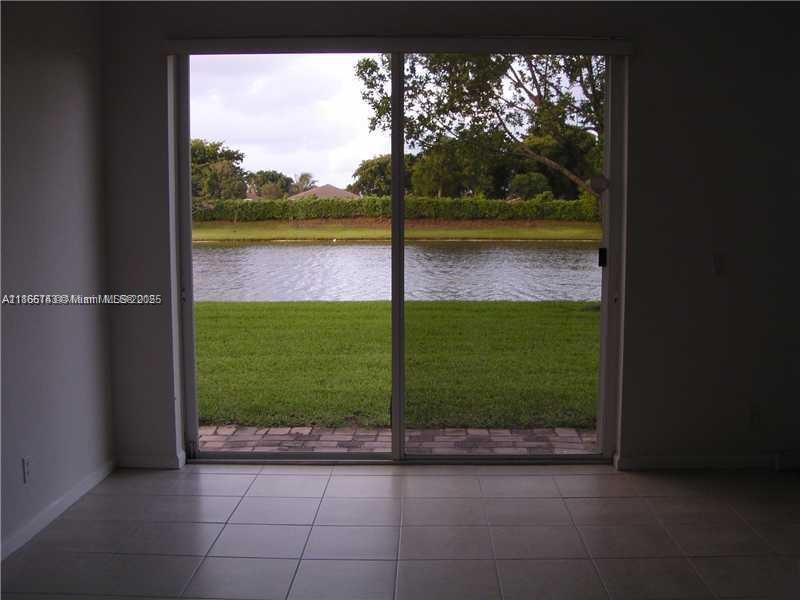 1309 Alicante Ct, Riviera Beach, Floride 33404, États-Unis