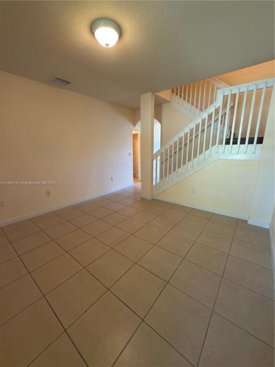 14728 SW 25th Ln 14728, Miami, Флорида 33185, Соединенные Штаты