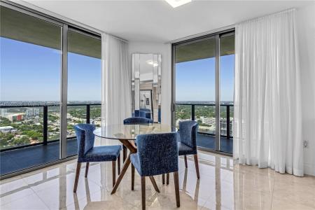 121 NE 34th St 3116, Miami, Florida 33137, USA