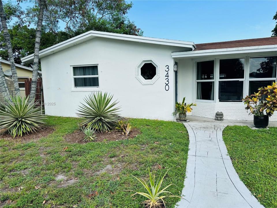 3430 NW 21st Ave, Oakland Park, Florida 33309, Estados Unidos