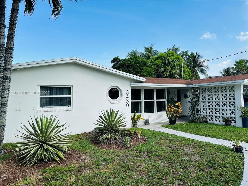 3430 NW 21st Ave, Oakland Park, Florida 33309, Estados Unidos