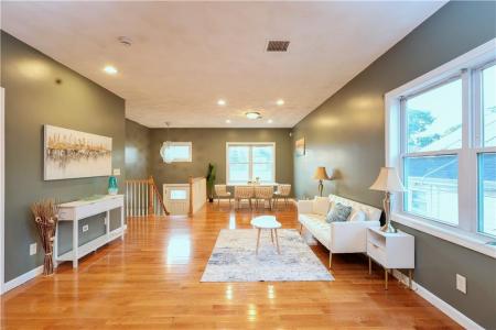 33 Mc Millen Street, Providence, Rhode Island 02904, USA