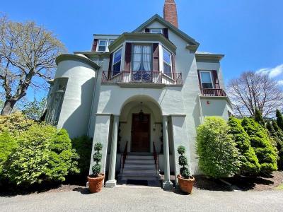 96 Rhode Island Avenue 6, Newport, Rhode Island 02840