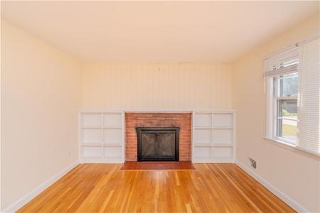 186 Heritage Road, North Kingstown, Rhode Island 02852