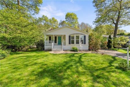 355 Leisure Drive, South Kingstown, Rhode Island 02879, USA
