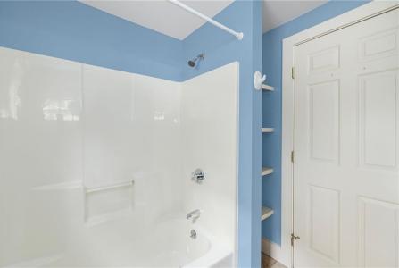 184 Field Stone Lane, Tiverton, Rhode Island 02878, USA