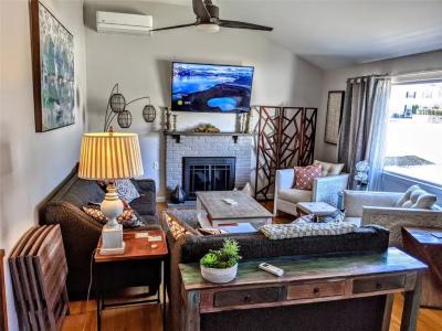 5 Restmere Terrace, Middletown, Rhode Island 02842, USA