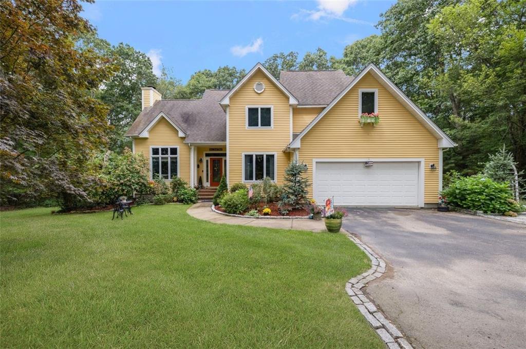 5 Woodmansee Court, Richmond, Rhode Island 02892