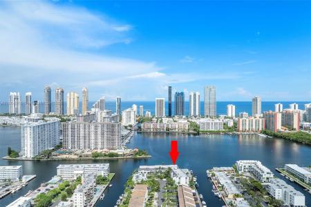 4000 NE 168th St PH5A, North Miami Beach, Florida 33160, USA