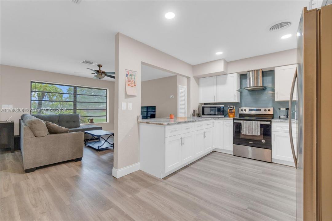 1201 E River Dr, Margate, フロリダ 33063, アメリカ合衆国