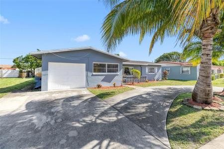 3811 NW 28th St, Lauderdale Lakes, Florida 33311