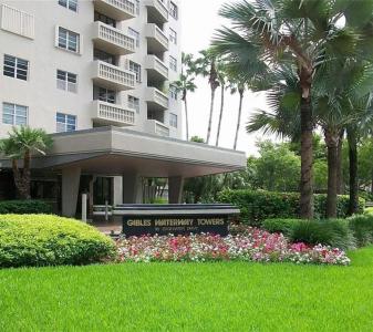 90 Edgewater Drive 1218, Gables Waterway Towe, Coral Gables, Florida 33133, Estados Unidos