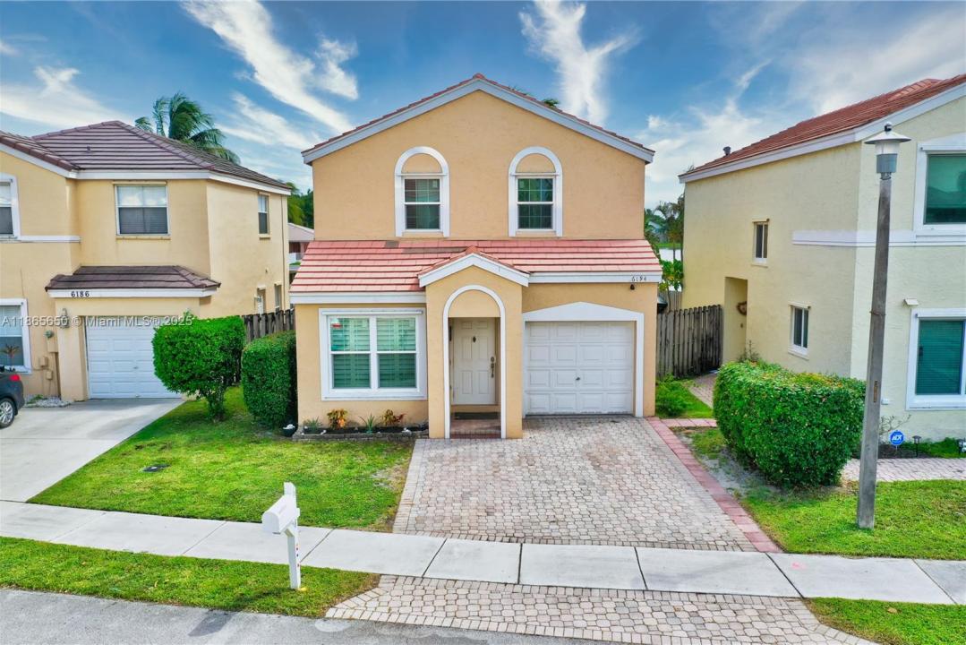 6194 Buena Vista Dr 6194, Margate, Florida 33063, USA