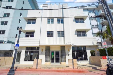 335 Ocean Dr 223, Miami Beach, Florida 33139, USA