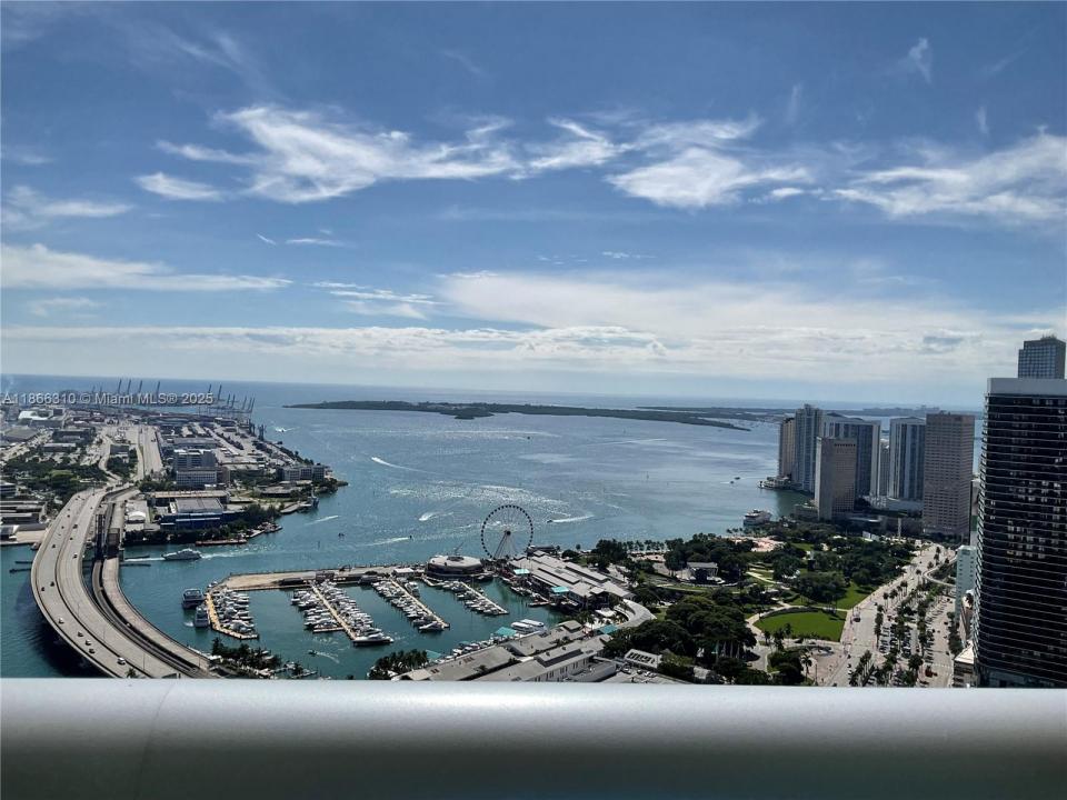 888 Biscayne Blvd 5407, Miami, Florida 33132