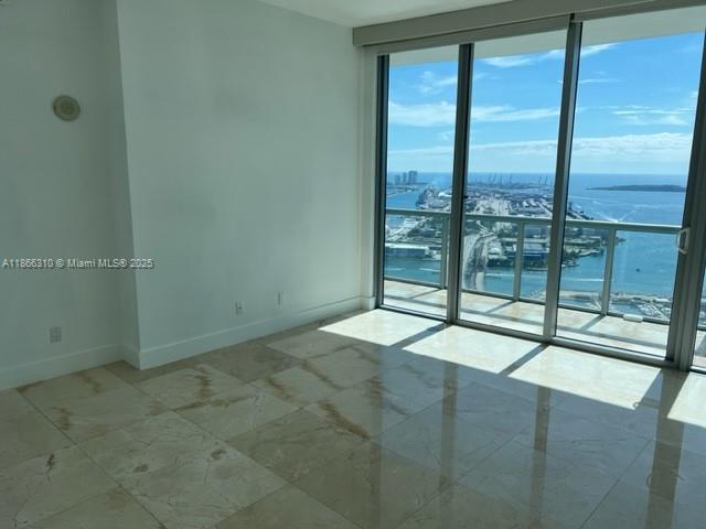 888 Biscayne Blvd 5407, Miami, Florida 33132