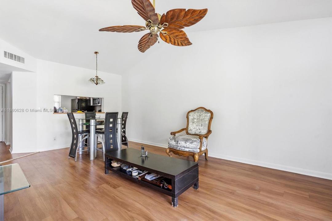 5540 Lakeside Dr 204, Margate, Florida 33063, Estados Unidos